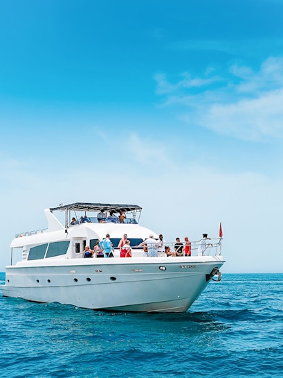 Dubai Dinner Cruises